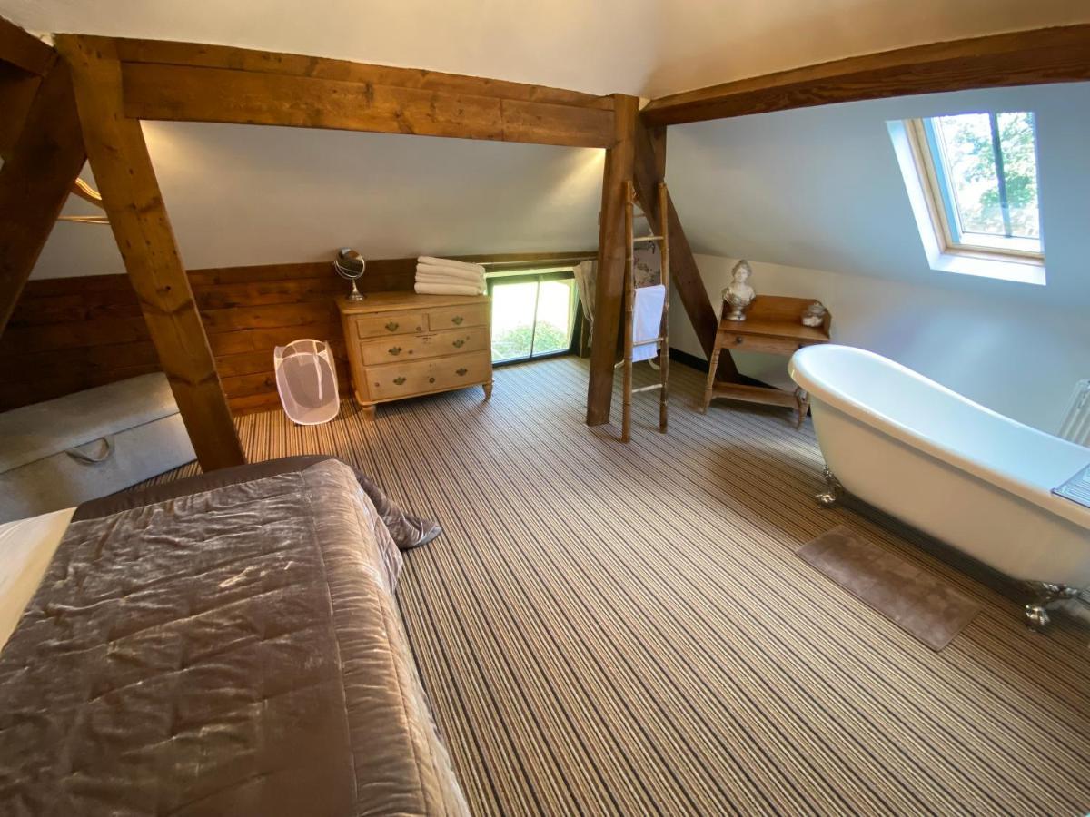 Betsey Trotwood. Historic Stylish 2-Bed Cottage. Blundeston Exterior photo